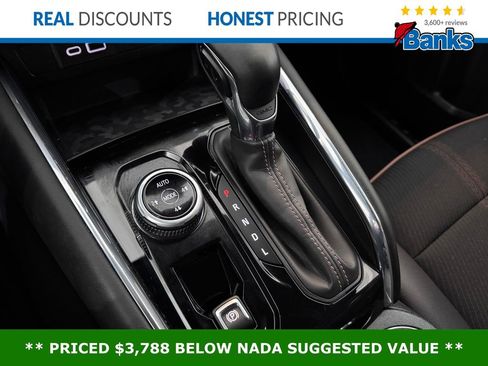 Certified 2024 GMC Canyon AT4 image 22