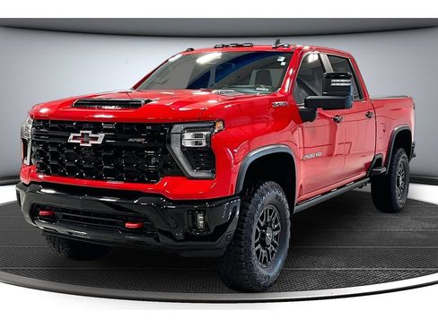 Used 2024 Chevrolet Silverado 2500 ZR2 w/ Technology Package AWD/4WD image 16