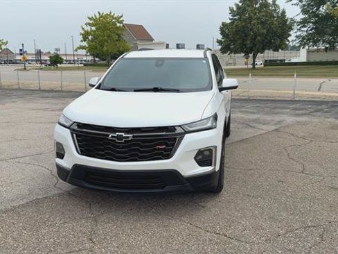 Used 2023 Chevrolet Traverse RS w/ LPO, Floor Liner Package AWD/4WD image 27