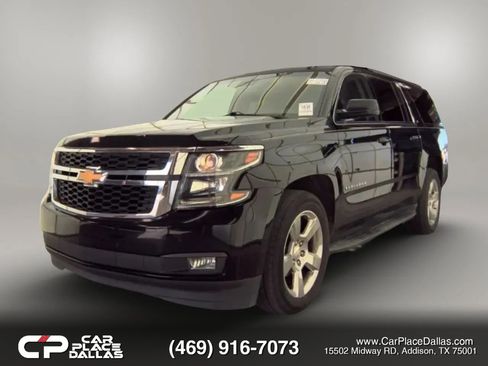 Used 2016 Chevrolet Suburban LT RWD image 1