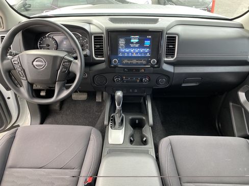 Used 2023 Nissan Frontier SV w/ Graphics Package RWD image 19