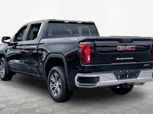 Used 2025 GMC Sierra 1500 SLT AWD/4WD image 4