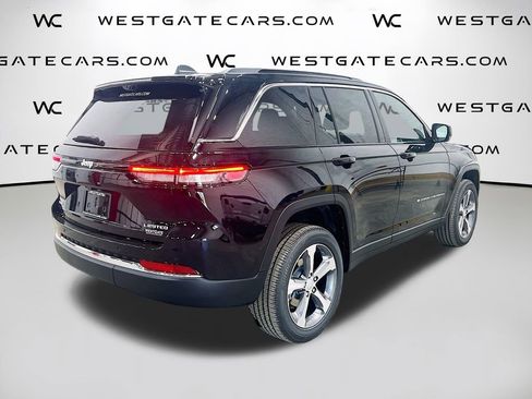 New 2025 Jeep Grand Cherokee Limited w/ Luxury Tech Group II image 8