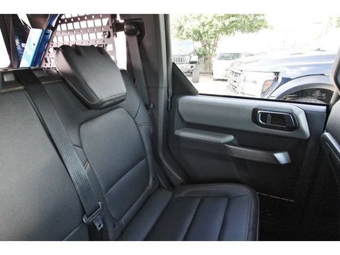 Used 2023 Ford Bronco Badlands AWD/4WD image 10