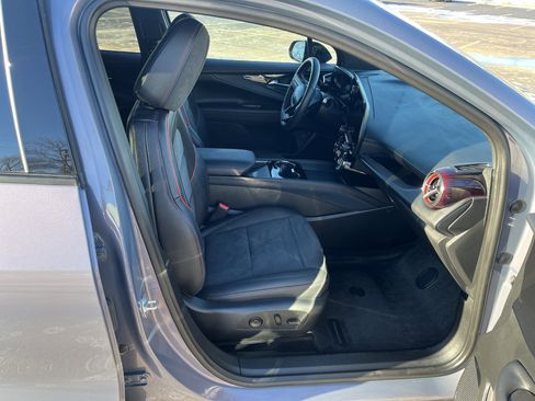 Used 2025 Chevrolet Blazer EV RS image 18