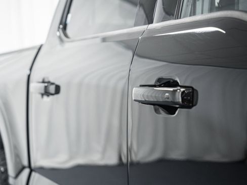 Used 2023 Ford F150 Lariat w/ Equipment Group 502A High image 15