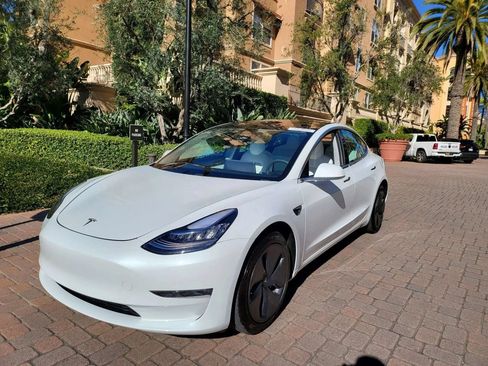 Used 2020 Tesla Model 3 Long Range AWD/4WD image 2