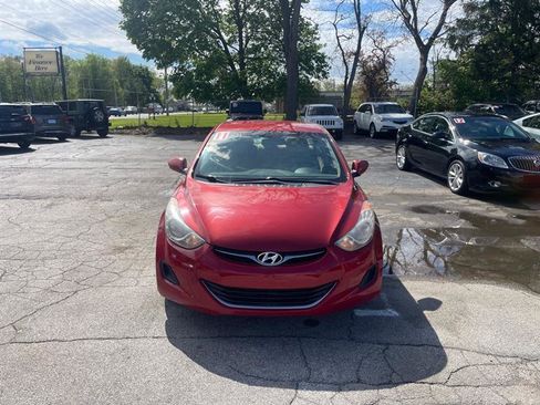 Used 2011 Hyundai Elantra GLS w/ Preferred Equipment Pkg 3 FWD image 2