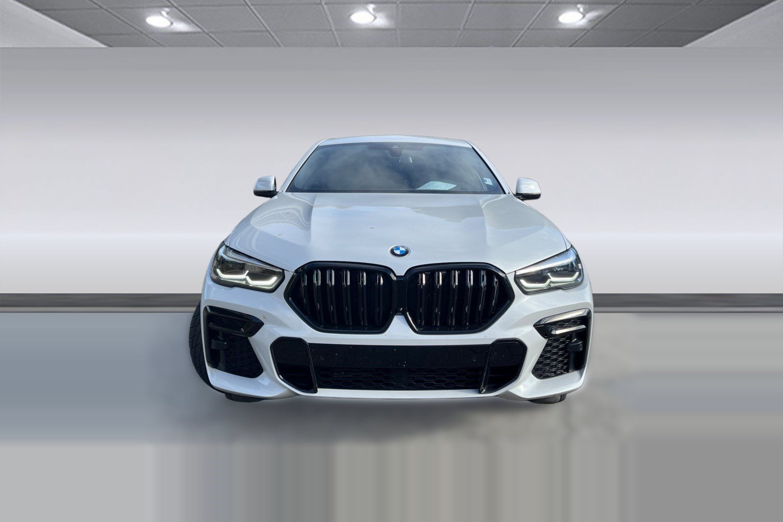 Used 2023 BMW X6 xDrive40i w/ M Sport Package AWD/4WD image 4