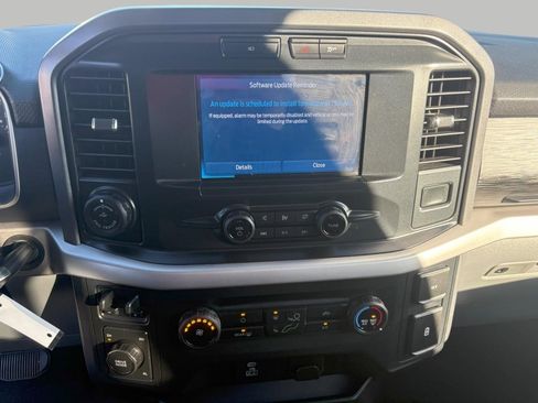 Used 2022 Ford F150 XLT w/ Trailer Tow Package image 16