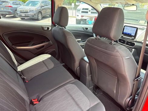 Used 2021 Ford EcoSport SE FWD image 31