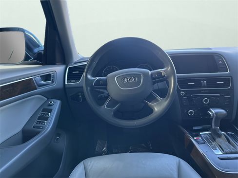 Used 2016 Audi Q5 2.0T Premium image 12