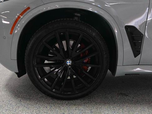 Used 2024 BMW X5 sDrive40i w/ M Sport Package RWD image 5
