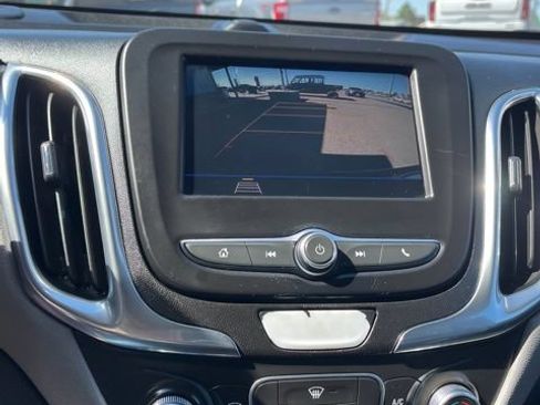 Used 2020 Chevrolet Equinox LS w/ LS Convenience Package FWD image 43