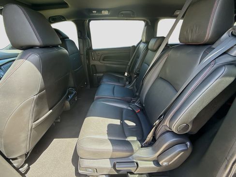 Certified 2023 Honda Odyssey Sport image 23