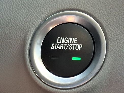 Used 2023 GMC Terrain SLT AWD/4WD image 24