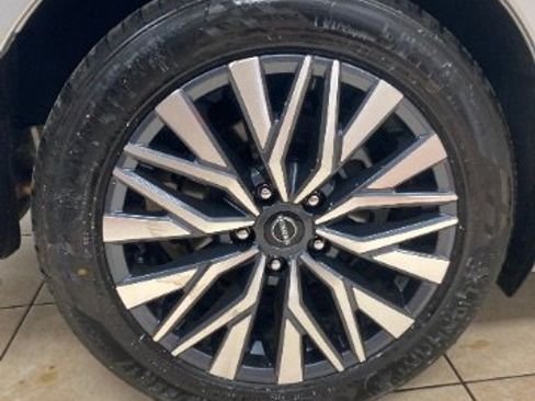 Used 2025 Nissan Altima 2.5 SV image 31