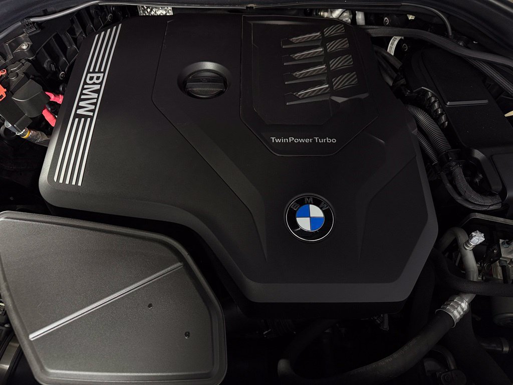 Used 2025 BMW X4 xDrive30i AWD/4WD image 23