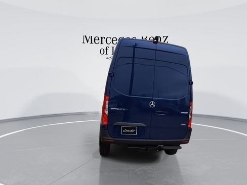 New 2025 Mercedes-Benz Sprinter 2500 image 9
