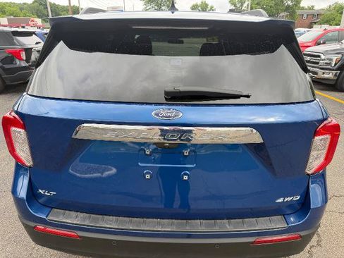 Certified 2023 Ford Explorer XLT AWD/4WD image 6