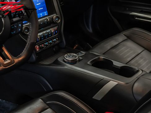 Used 2020 Ford Mustang Shelby GT500 w/ Technology Package image 27