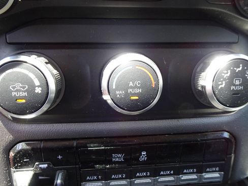 Used 2019 RAM 2500 Big Horn AWD/4WD image 28