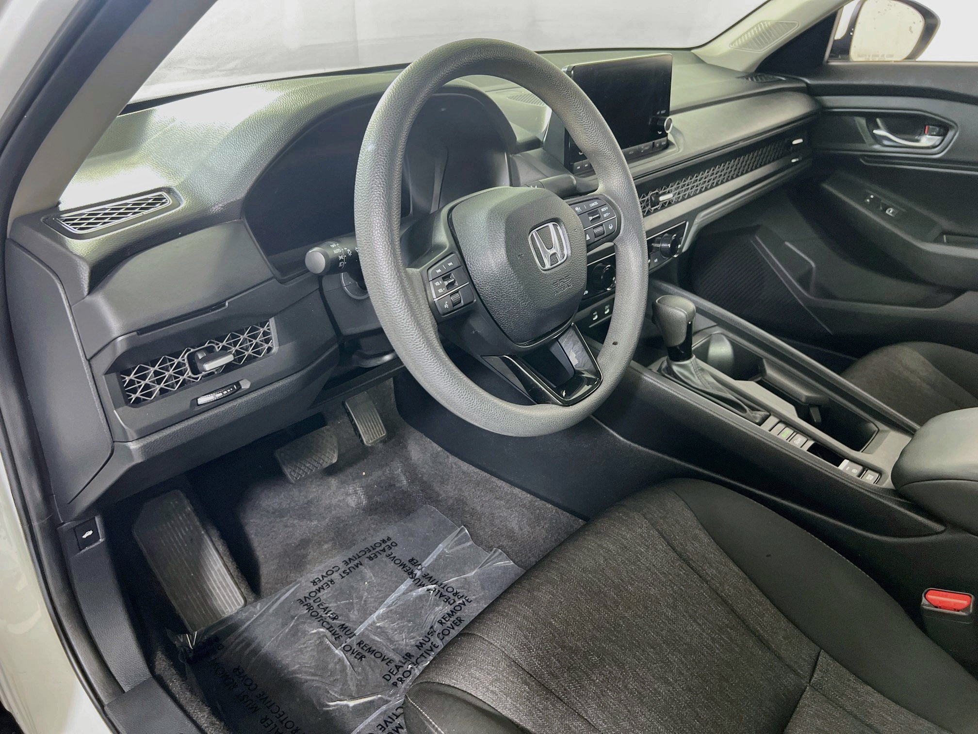 Used 2023 Honda Accord EX image 9