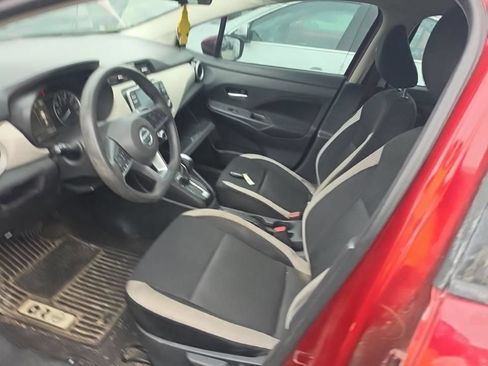Used 2021 Nissan Versa SV FWD image 13