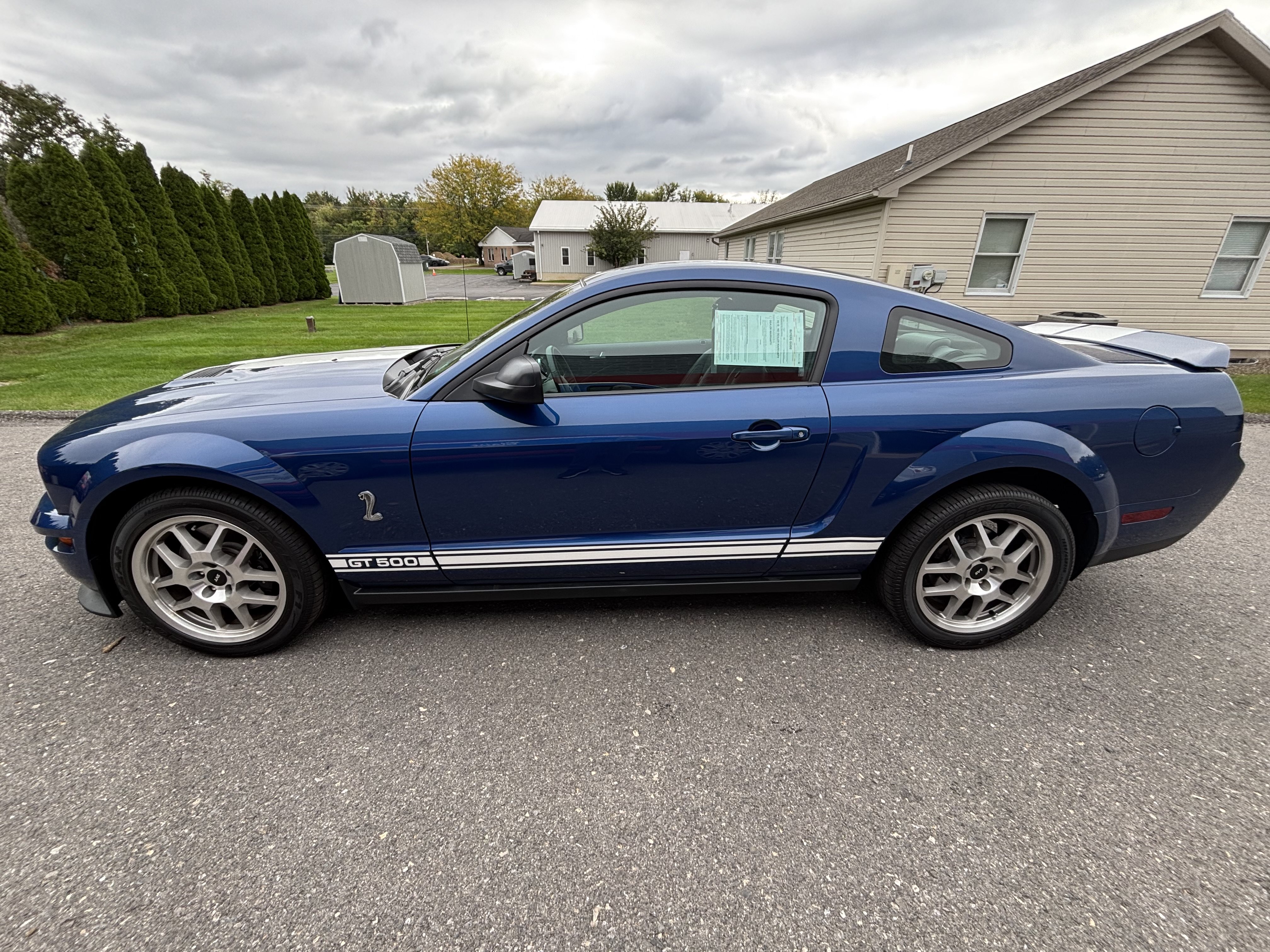 Used 2007 Ford Mustang Shelby GT500 RWD image 7