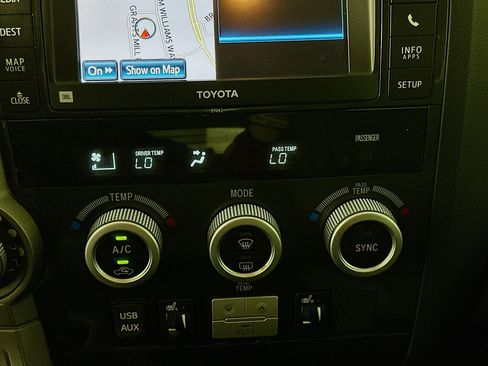 Used 2013 Toyota Sequoia Limited image 23