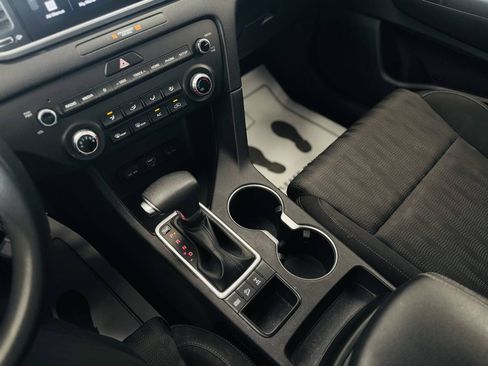 Used 2020 Kia Sportage LX AWD/4WD image 50