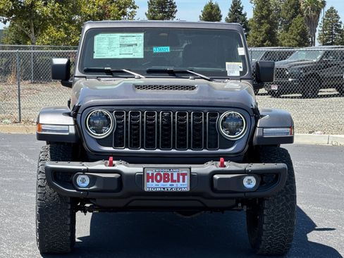 New 2026 Jeep Wrangler Unlimited Rubicon AWD/4WD image 8