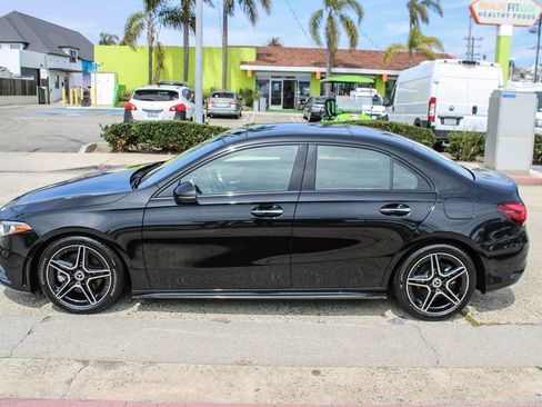 Used 2022 Mercedes-Benz A 220 image 2