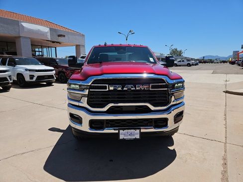 New 2026 RAM 2500 Big Horn AWD/4WD image 5