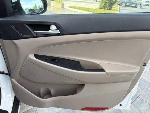 Used 2020 Hyundai Tucson SEL image 16