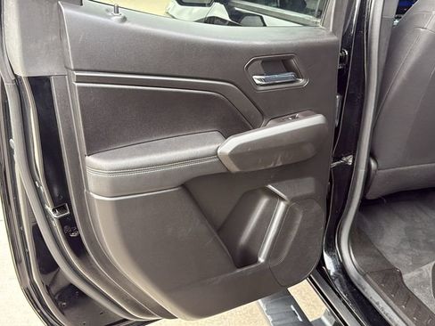 Used 2023 Chevrolet Colorado LT RWD image 16