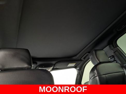 Used 2020 Ford Expedition XLT w/ Equipment Group 202A AWD/4WD image 14