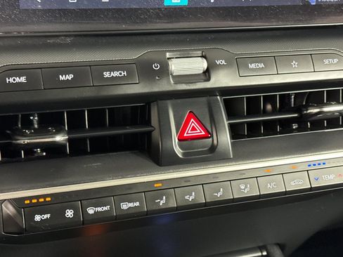Used 2025 Kia K4 FWD image 16