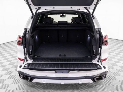 New 2026 BMW X5 xDrive40i w/ Executive Package image 31
