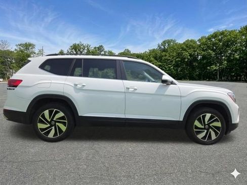 Used 2024 Volkswagen Atlas SE FWD image 5