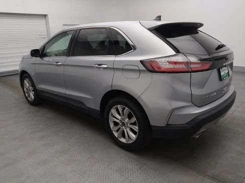 Used 2023 Ford Edge Titanium image 3
