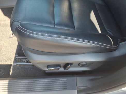 Certified 2023 Nissan Rogue SL w/ SL Premium Package FWD image 17