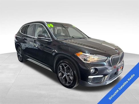 Used 2019 BMW X1 xDrive28i w/ Convenience Package AWD/4WD image 3