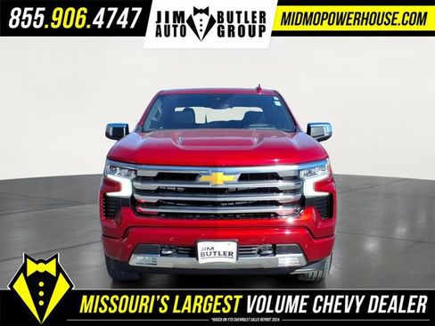 Used 2025 Chevrolet Silverado 1500 High Country AWD/4WD image 11