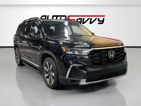 Used 2023 Honda Pilot Elite image 1