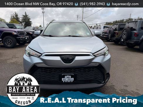 Used 2024 Toyota Corolla Cross AWD Hybrid image 2