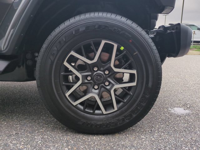 New 2027 Jeep Wrangler Unlimited Sahara AWD/4WD image 11
