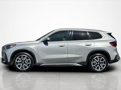 Used 2025 BMW X1 xDrive28i w/ Convenience Package AWD/4WD image 2