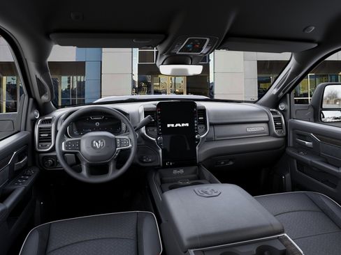 New 2026 RAM 2500 Laramie AWD/4WD image 14
