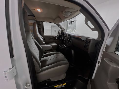 Used 2025 Chevrolet Express 2500 w/ Driver Convenience Package RWD image 25